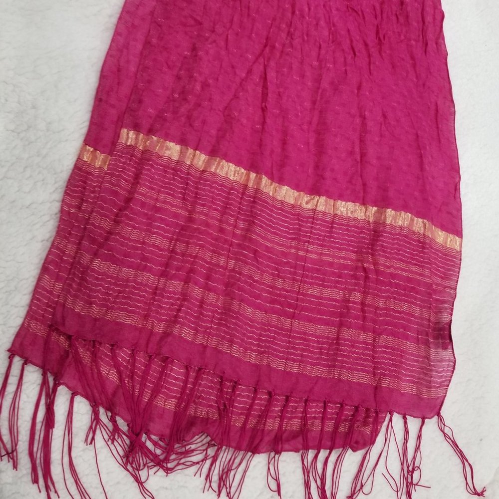 Vintage Fuchsia with Gold Lurex Threads Fringed Sari Scarf - Made in India